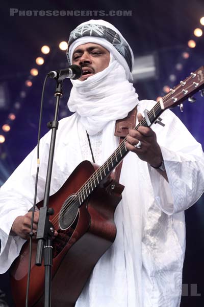 TINARIWEN - 2014-08-24 - SAINT CLOUD - Domaine National - Scene de l'Industrie - 